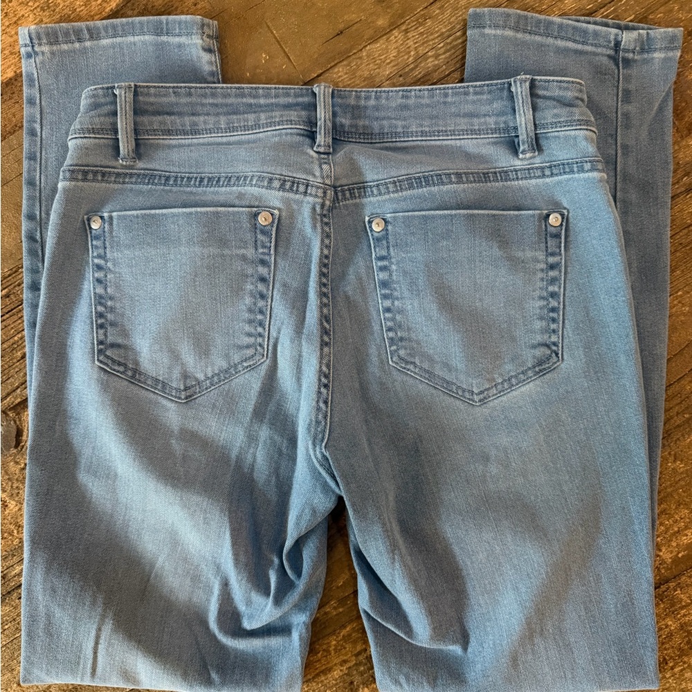 J.Jill Denim Authentic Fit Slim Ankle Jeans Size 4 - Picture 3 of 9